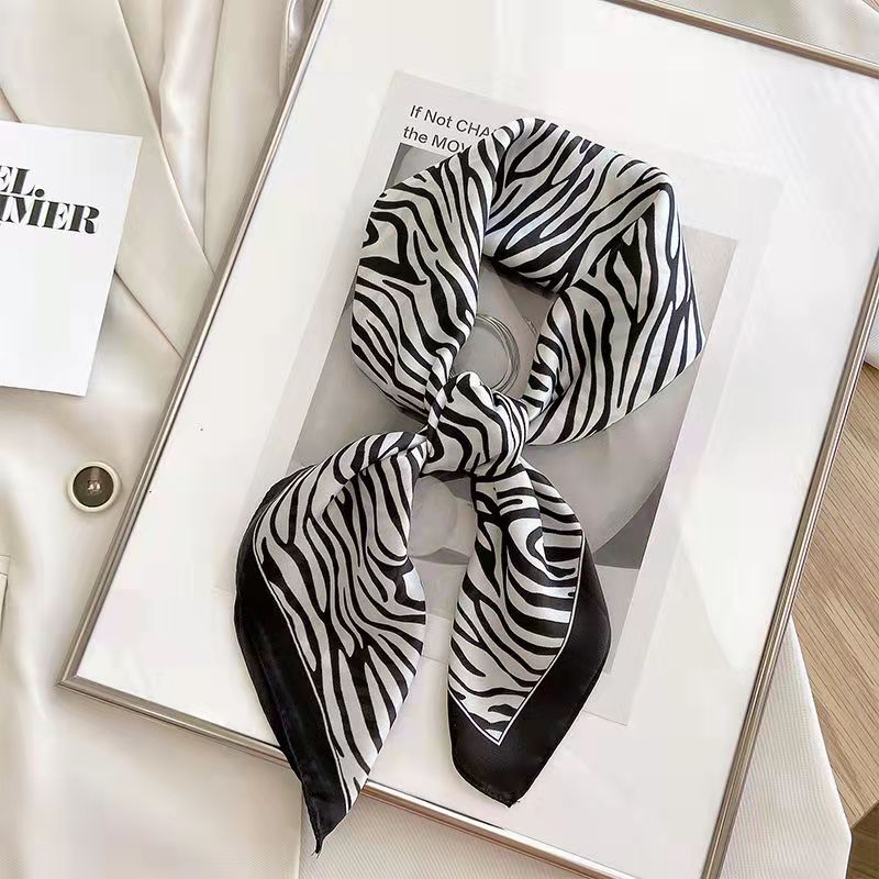 Silk Scarf Square - Écharpe carrée imprimée zèbre pour femme,