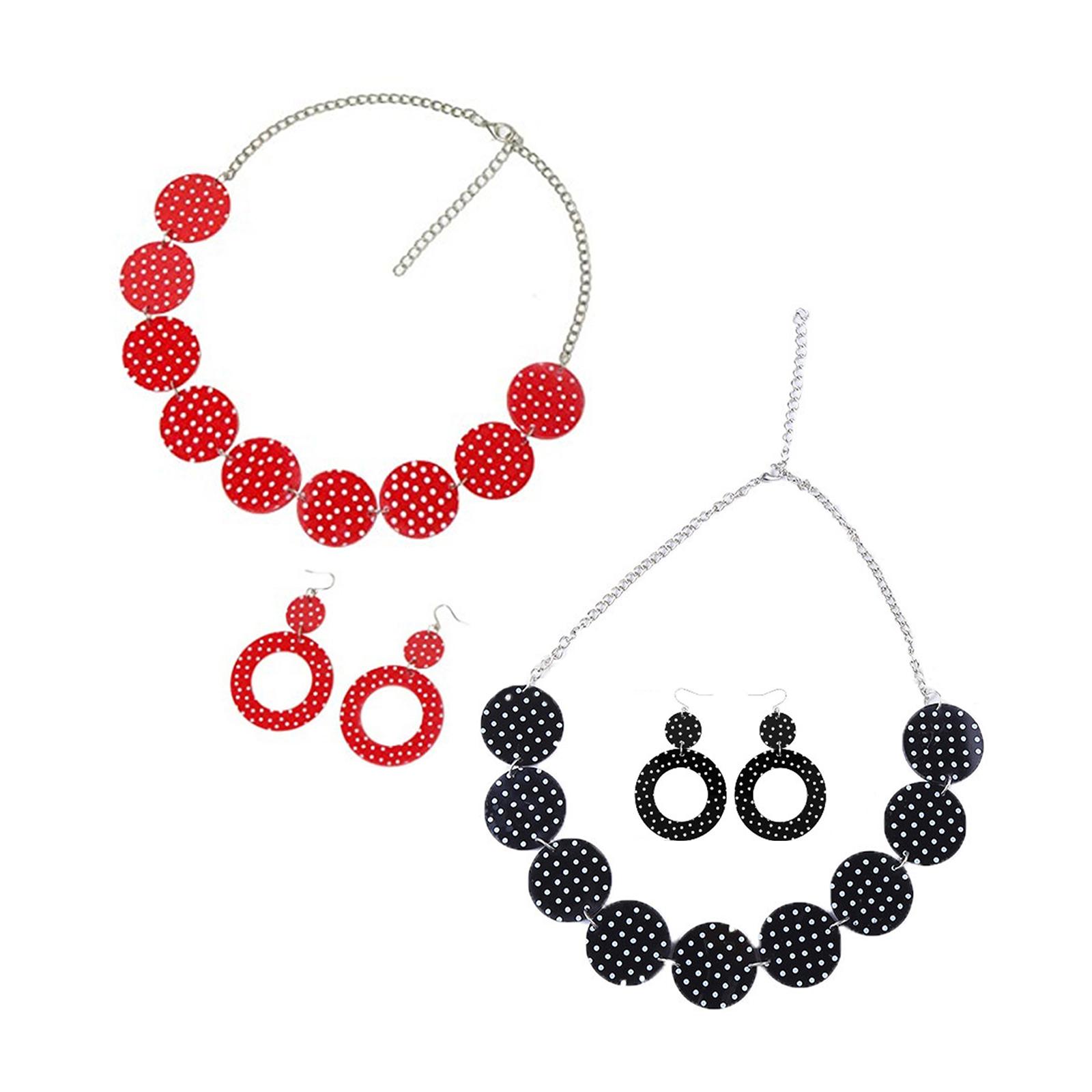 Women'S Accessories In The 1950S - Ensemble de boucles d'oreilles et de