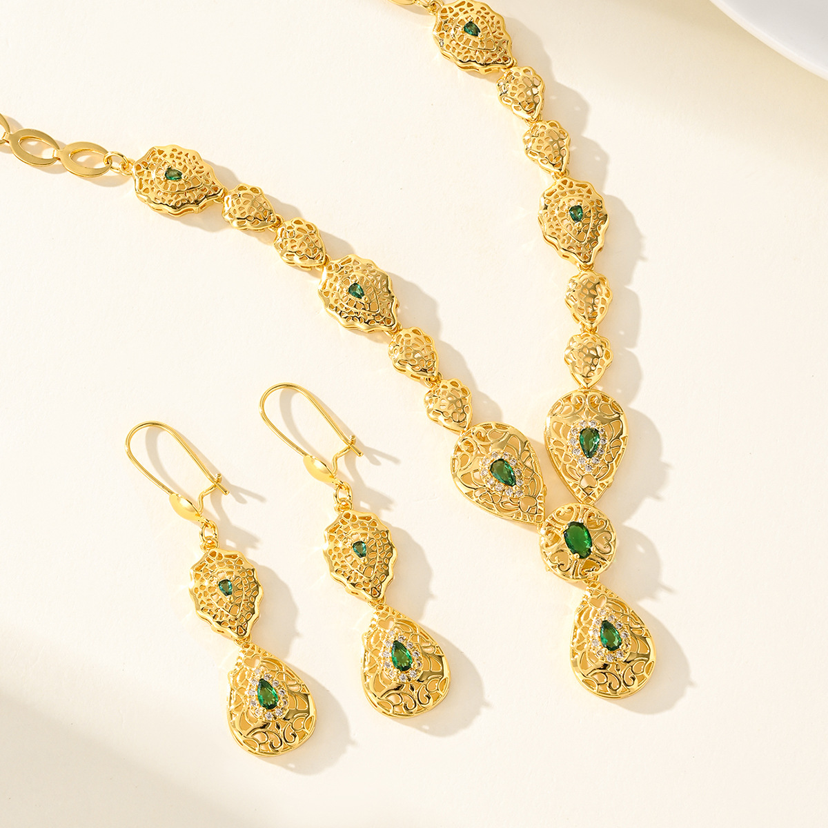 Parure de bijoux en or 9999 -  - Women Accessories Dubai avis et prix